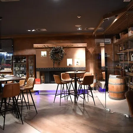 Vucko 211 Τζαχορίνα